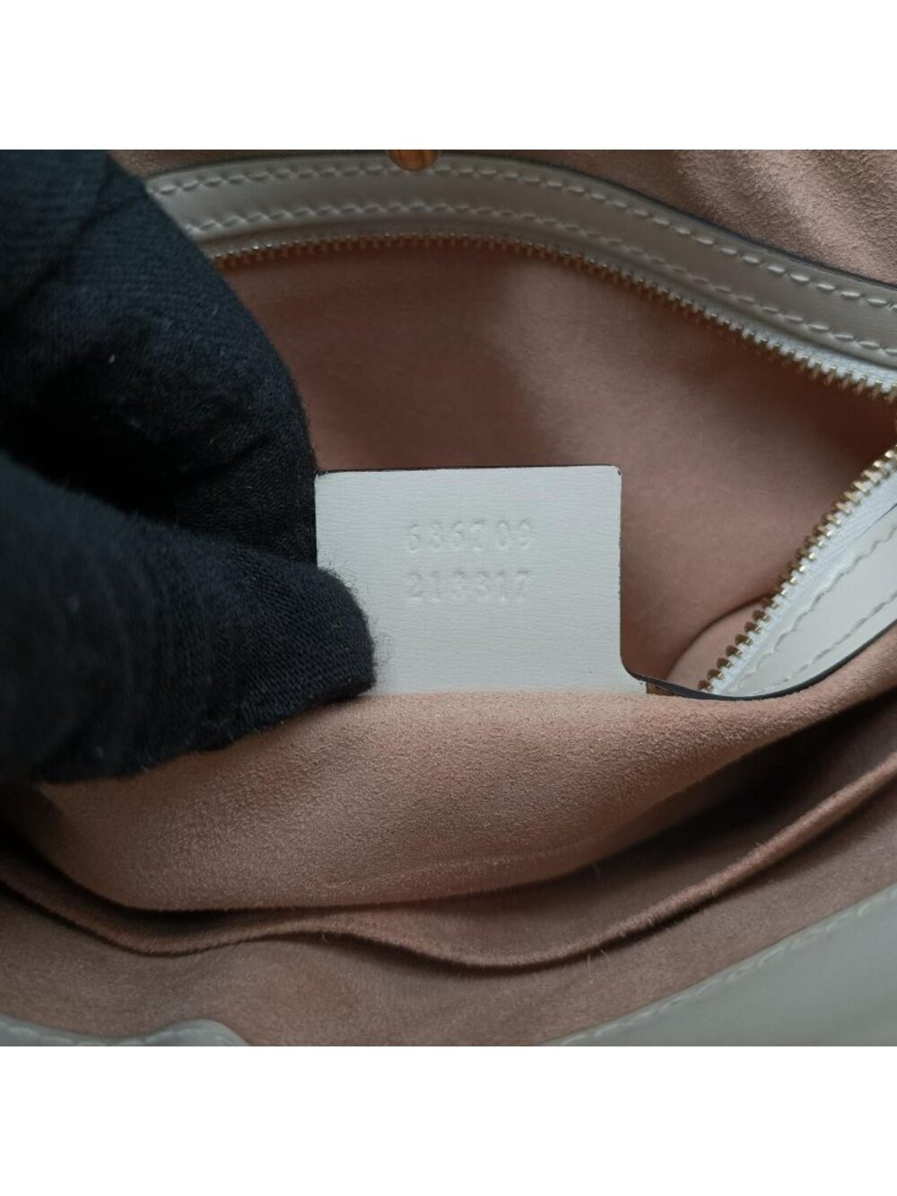 Gucci Jackie 1961 White Leather Shoulder Bag - Picture 11 of 16